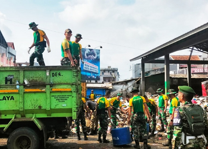 Satgas Tasik Resik Terus Bergerak, TPS Sukalaya Belakang MP Bersih dari Sampah yang Menggunung