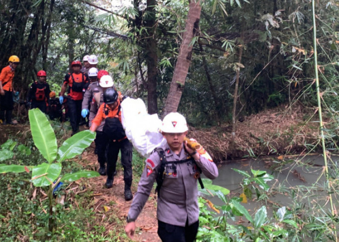 Tim SAR Berhasil Temukan Jasad Pemuda Kabupaten Ciamis Diduga Bunuh Diri di Jembatan Cirahong