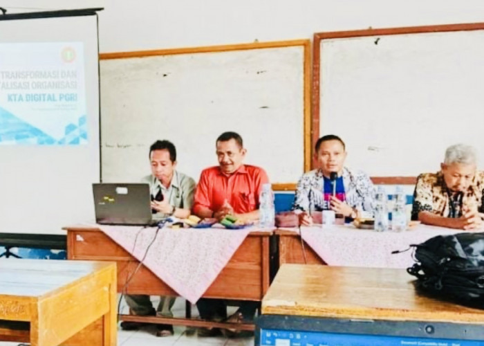 Mantap! 1.500 Anggota PGRI Kota Banjar Lakukan Transformasi dan Digitalisasi Organisasi Dengan KTA Digital