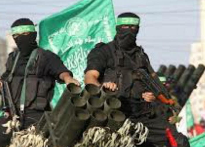 Menteri Pertahanan Israel: Hizbullah Lebanon 10 Kali Lebih Kuat dari Hamas