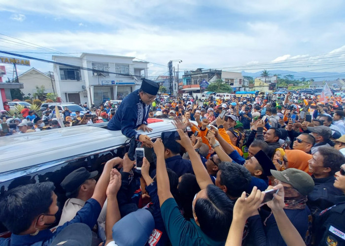 Ribuan Warga Tasikmalaya Sambut Anies Baswedan, Teriakan Anies for President Menggema