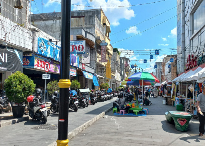 Pedestrian Cihideung Kota Tasikmalaya Dipakai Kopdar Komunitas Motor, Penertiban Dilakukan Sesekali 