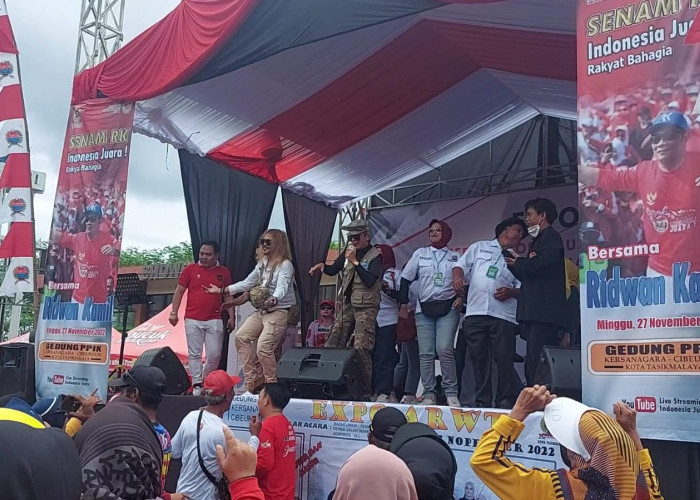 Warga Doakan Ridwan Kamil Jadi Presiden, Senam RK dan Jalan Sehat Diikuti Ribuan Emak-emak