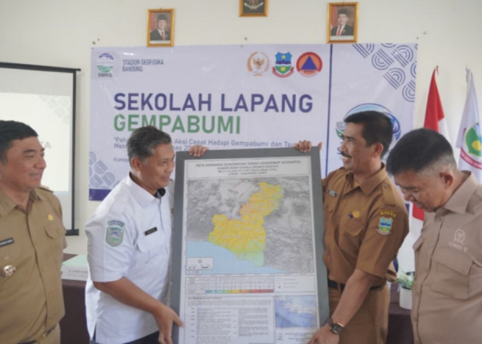 Warga Garut Dibekali Cara Hadapi Gempa, Sekolah Lapang Gempa Bumi Resmi Digelar