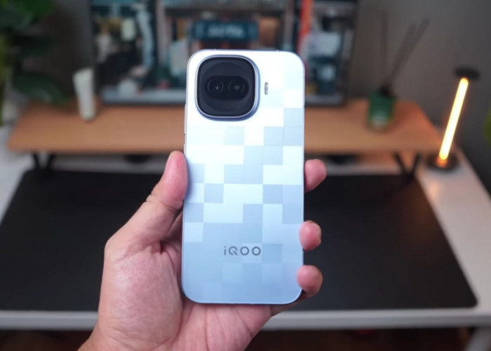 iQOO 15R HP Flagship dengan Baterai Super Besar dan Performa Gahar