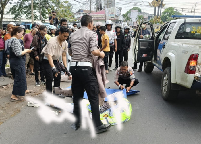 Pengendara Motor di Tasikmalaya Tewas Terlindas Truk karena Tak Hati-Hati Menyalip dari Kiri