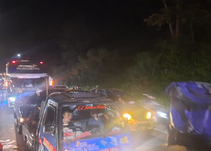 Jalur Gentong Tasikmalaya Mulai Padat, 33 Ribu Kendaraan Sudah Melintas, Polisi Lakukan One Way 2 Kali