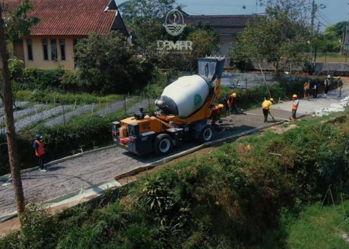 Jabar Siapkan 18 Unit Alat Pembuat Beton, Pembangunan Jalan di Daerah Terpencil Dipermudah