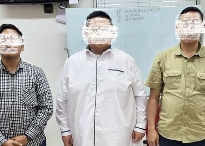 Tiga Jaksa Gadungan Ditangkap Tim Gabungan, Bawa Air Sofgun, Dipakai Peras Korbannya Rp 1 Miliar