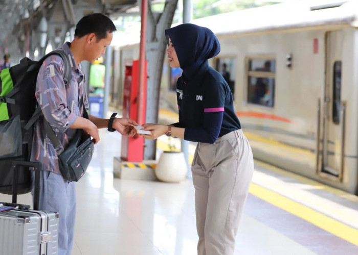 Tiket Kereta Nataru Masih Tersedia 2,1 Jutaan, Tiket Kereta Subsidi?