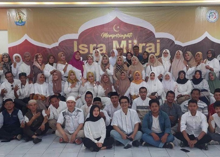 Ikatan Alumni SMPN 4 Kota Tasik Gelar Peringatan Isra Mi’raj, Ketum: Berlomba dalam Kebaikan