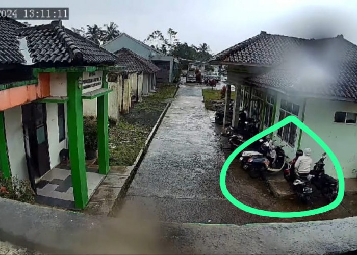 Nekat! Pencuri Motor di Puskesmas Salawu Tasikmalaya Beraksi Siang Hari dan Terekam CCTV