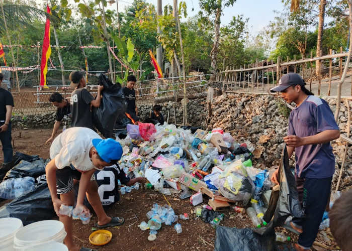 Cara Pengolahan Sampah, Kelompok 39 KKN-PPM Universitas Mercu Buana Yogyakarta Beri Edukasi dan Pelatihan