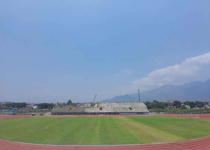 Pembangunan Tribun Stadion Dalem Bintang Kabupaten Garut Terus Dilanjut