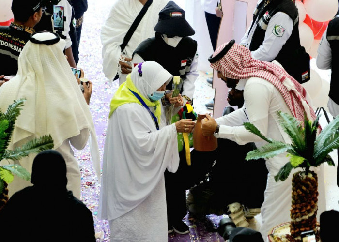 Info Haji 2024: Jemaah Haji Indonesia Sudah Tiba di Makkah, Dapat Smart Card dari Pemerintah Arab Saudi