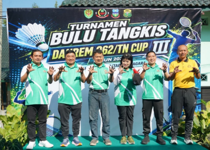 Turnamen Bulutangkis Danrem 062/TN Cup III Digelar, Bupati Garut Soroti Pembinaan Atlet Sejak Dini
