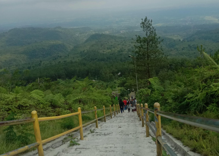 Menakjubkan, Gunung Galunggung Kabupaten Tasikmalaya Jadi Rekomendasi Destinasi Wisata di Jawa Barat