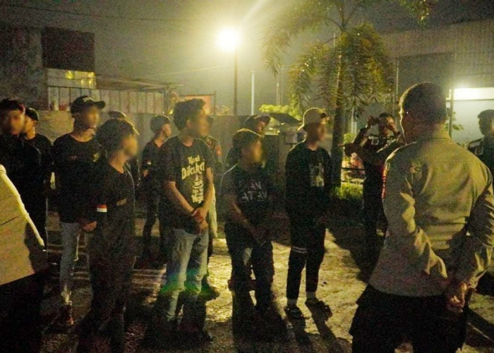 Polisi Pergoki Puluhan Remaja Pesta Miras di Depan Kantor Dispora Kota Banjar