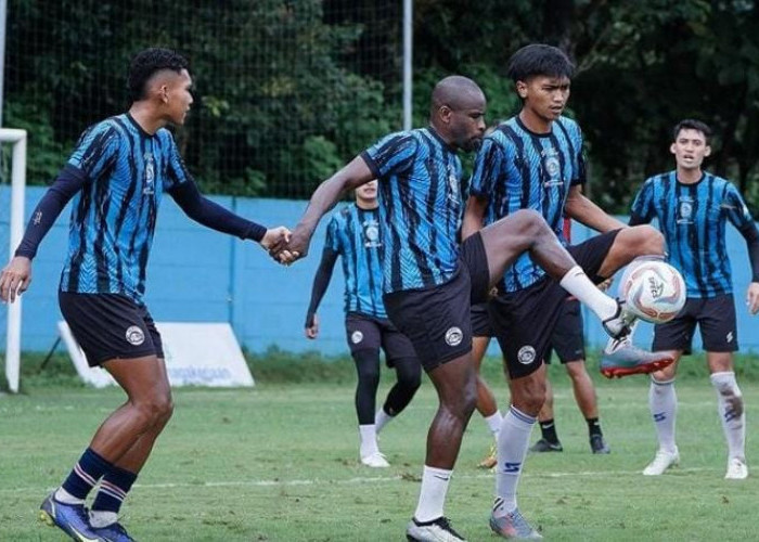 Pelatih Arema FC Ingatkan Pemain untuk Jaga Kesehatan di Bulan Ramadan 2024, Salah Satunya dengan Cara Ini