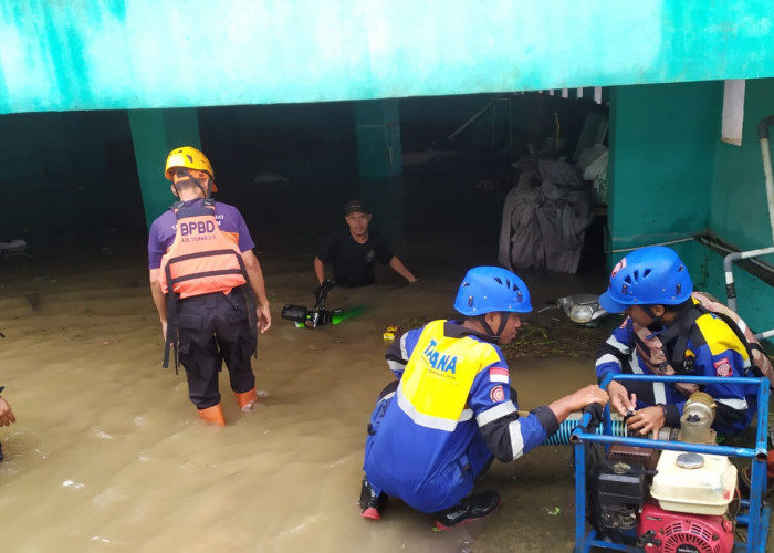 Tasikmalaya Dikepung Bencana, 2 Pondok Pesantren di Manonjaya Terendam Banjir