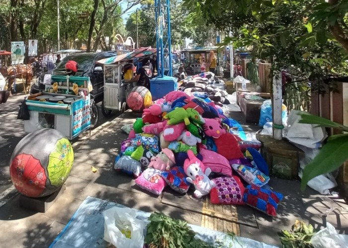 PKL Alun-Alun Dadaha Belum Bertemu Pj Wali Kota Tasikmalaya