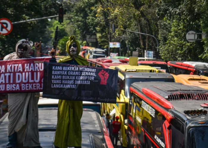 Ribuan Pekerja Pariwisata Jabar Desak Gubernur Dedi Mulyadi Cabut Larangan Study Tour