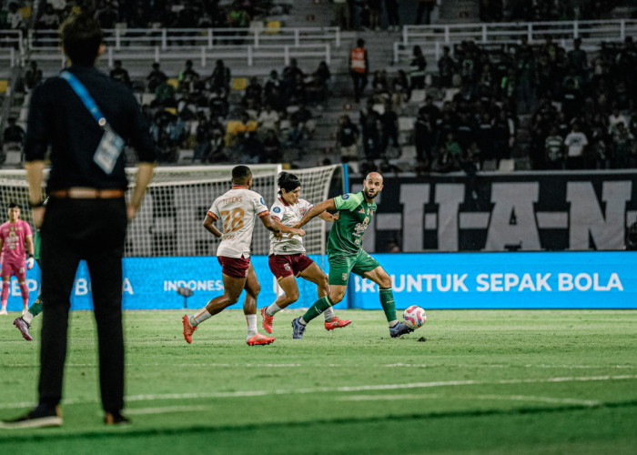 Paul Munster Evaluasi Skuad Persebaya Jelang Laga Terakhir 2024 Lawan Bali United, Perbaiki Titik Lemahnya