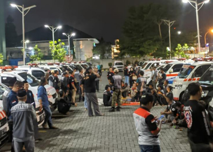 Konvoi Heboh Mobil Ambulans di Tasikmalaya, Ternyata Kopdar Komunitas Driver Siaga Bersatu