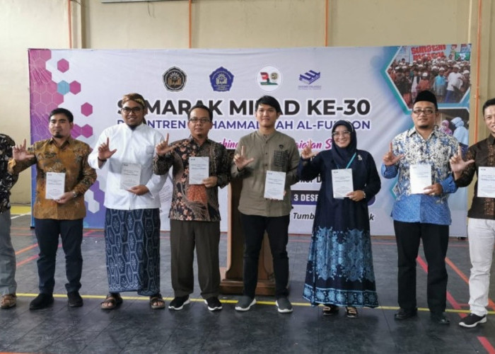 Meriah, Milad ke-30 Pesantren Muhammadiyah Al-Furqon Singaparna Diisi Launching Buku dari Alumni