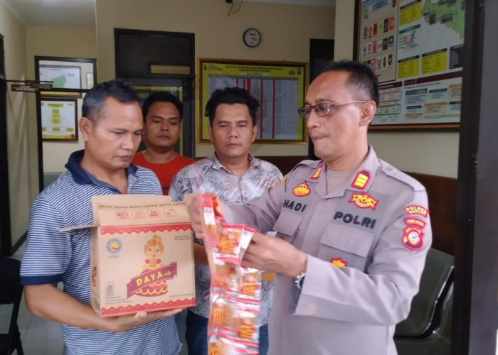 Polisi Amankan 315 Bungkus Makanan Ringan Diduga Penyebab Keracunan Murid SD di Kota Banjar