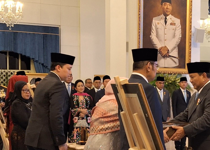 Daftar Terbaru Pahlawan Nasional, Ada Tokoh Besar Hukum Asal Jawa Barat