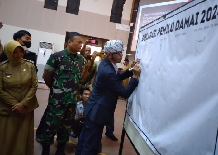 Deklarasi Pemilu Damai 2024, Wali Kota Banjar Ajak Bacaleg Sambut dengan Suka Cita