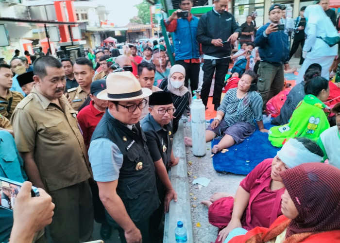 Gempa Terkini Cianjur, Ridwan Kamil Sambangi  Korban Gempa di RSUD Sayang