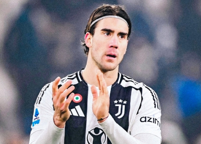 Laga Juventus vs Fiorentina Sempat Dihentikan Akibat Hinaan Rasis kepada Dusan Vlahovic