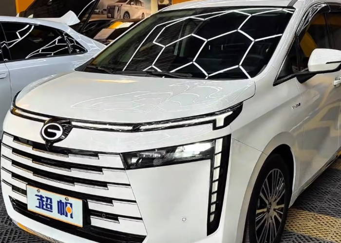 Harga Mulai Rp 280 Juta, GAC Indonesia Pamer Kekuatan Mobil Listrik dan GAC E8 PHEV di IIMS 2026