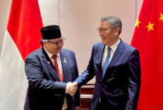 Bertemu Menteri Perdagangan Tiongkok, Airlangga Bahas Investasi dan Kerja Sama Energi