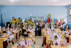 Hari Pertama Sekolah di Ciamis Dipastikan Ramah Anak, Bunda PAUD Turun Langsung Pantau MPLS 
