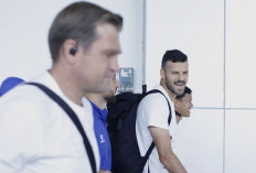 Tanpa Dua Bek Asing, Persib Incar Kemenangan Saat Kontra Persebaya Malam Ini