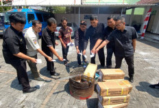 13.849 KTP-el Dimusnahkan Disdukcapil Garut, Ribuan Dokumen Ditarik dari Warga